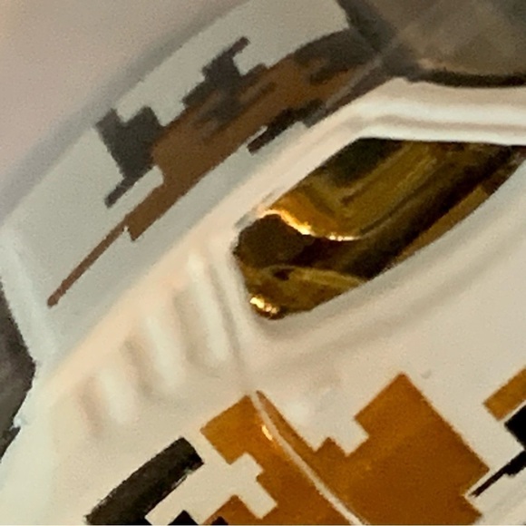 MATTEL Hot Wheels 2023 Rodger Dodger Dream Garage Diecast Car White Gold - Picture 11 of 13